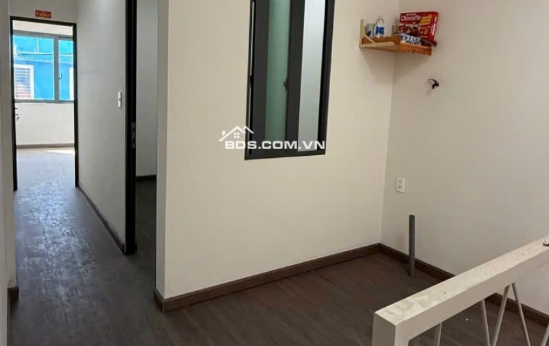 Mặt Tiền Kinh Doanh Sầm Uất Phạm Phú Thứ, Khu VIP Bàu Cát, 32m2, 2 Tầng. Chỉ 6.8 tỷ Còn TL .